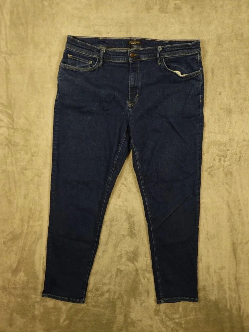 Banana Republic Tapered Fit Jeans Men’s 42x32 Dark Wash Stretch Denim‎ Stretchy